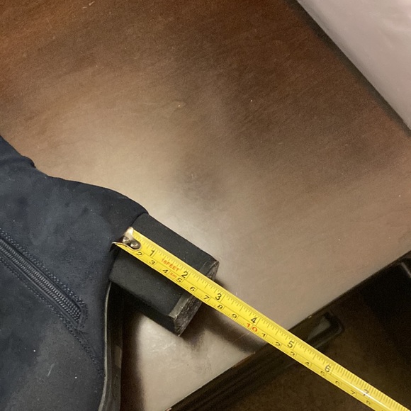 Refresh Navy Faux Suede Boots, size 8.5 pull on with 1/2 zipper - Picture 9 of 16